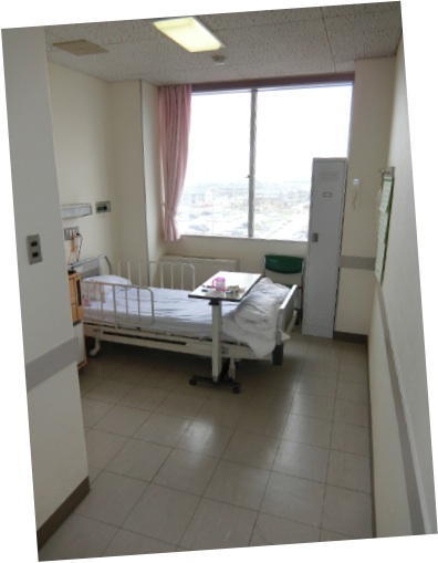 朝、石川県立中央病院に入院しました
