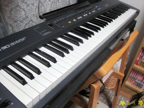 Rolandの MIDIキーボード(76鍵)