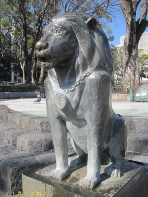 横浜公園の銅像