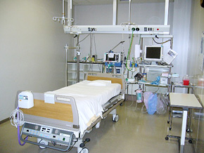 集中治療室